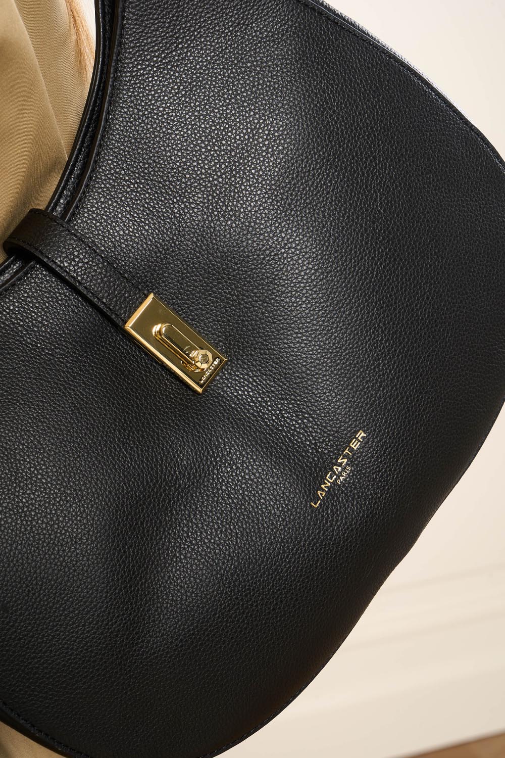 grand sac besace - foulonné milano #couleur_noir